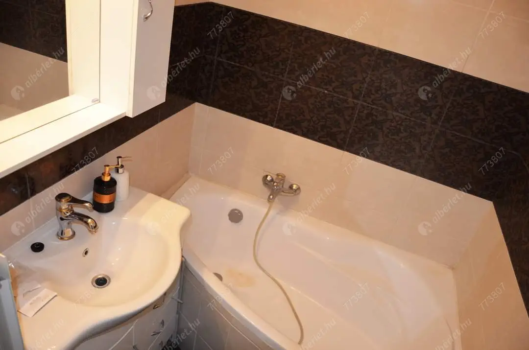 Kiadó albérlet 210000 Ft/hó áron: Budapest, XI. kerület  Albert utca. Mérete: 46 nm, 1 szobás | Alberlet.hu - 6637665