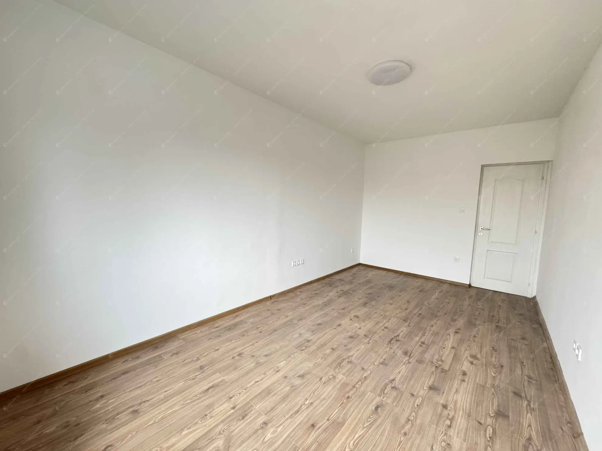 Kiadó albérlet 210000 Ft/hó áron: Budapest, XI. kerület  Albert utca. Mérete: 52 nm, 1 szobás | Alberlet.hu - 6634413