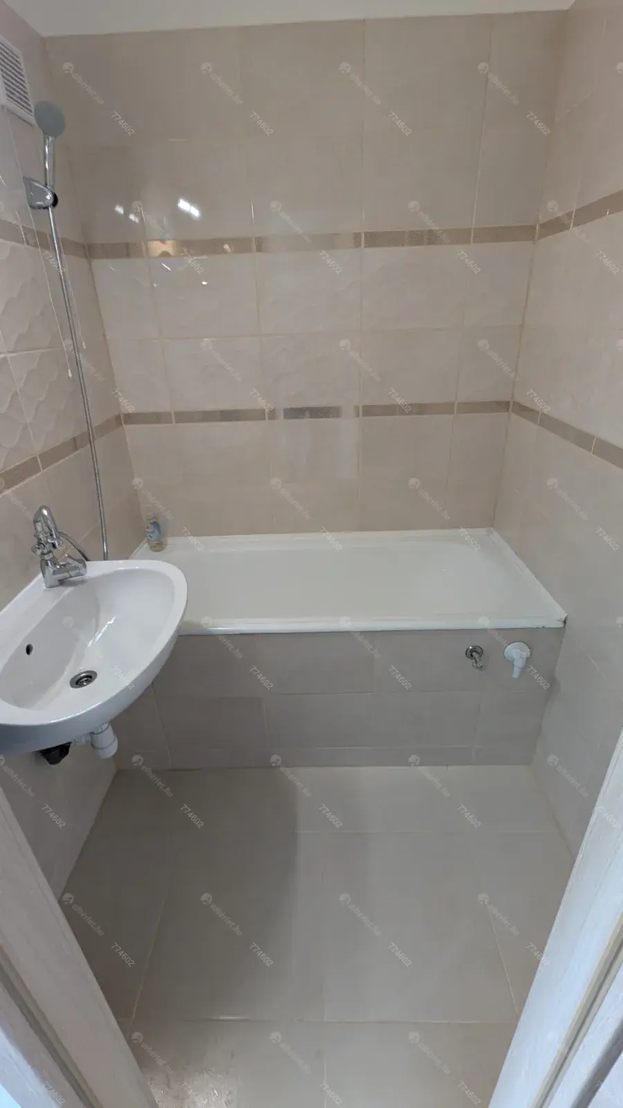 Kiadó albérlet 220000 Ft/hó áron: Budapest, XI. kerület   Allende park . Mérete: 50 nm, 2 szobás | Alberlet.hu - 6652447