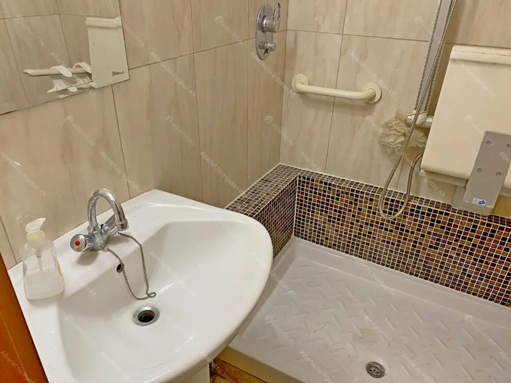 Kiadó albérlet 250000 Ft/hó áron: Budapest, XI. kerület  Allende park. Mérete: 48 nm, 2 szobás | Alberlet.hu - 6691168