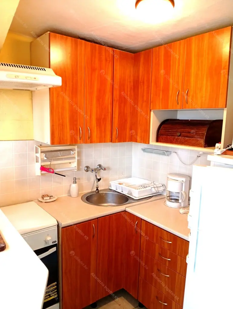 Kiadó albérlet 240000 Ft/hó áron: Budapest, XI. kerület  Bánhida utca. Mérete: 40 nm, 1 szobás | Alberlet.hu - 6691316