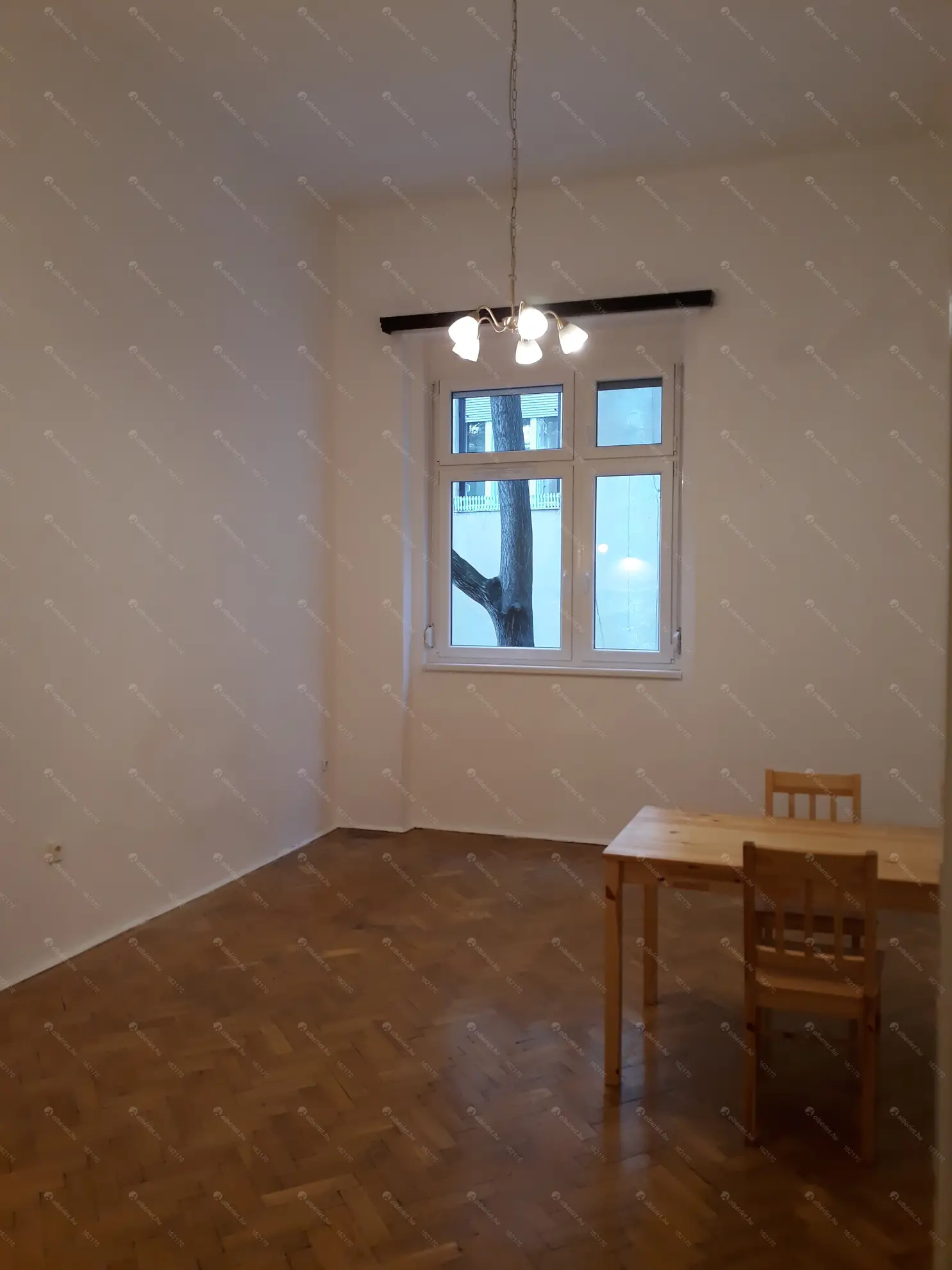 Kiadó albérlet 170000 Ft/hó áron: Budapest, XI. kerület  Bánk bán utca. Mérete: 33 nm, 1 szobás | Alberlet.hu - 6601440