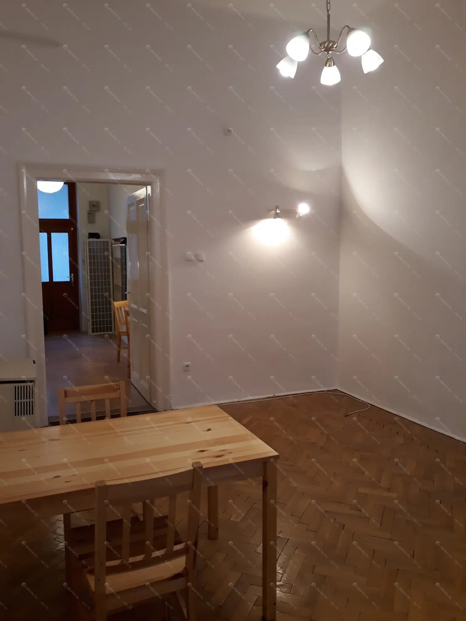 Kiadó albérlet 170000 Ft/hó áron: Budapest, XI. kerület  Bánk bán utca. Mérete: 33 nm, 1 szobás | Alberlet.hu - 6601441