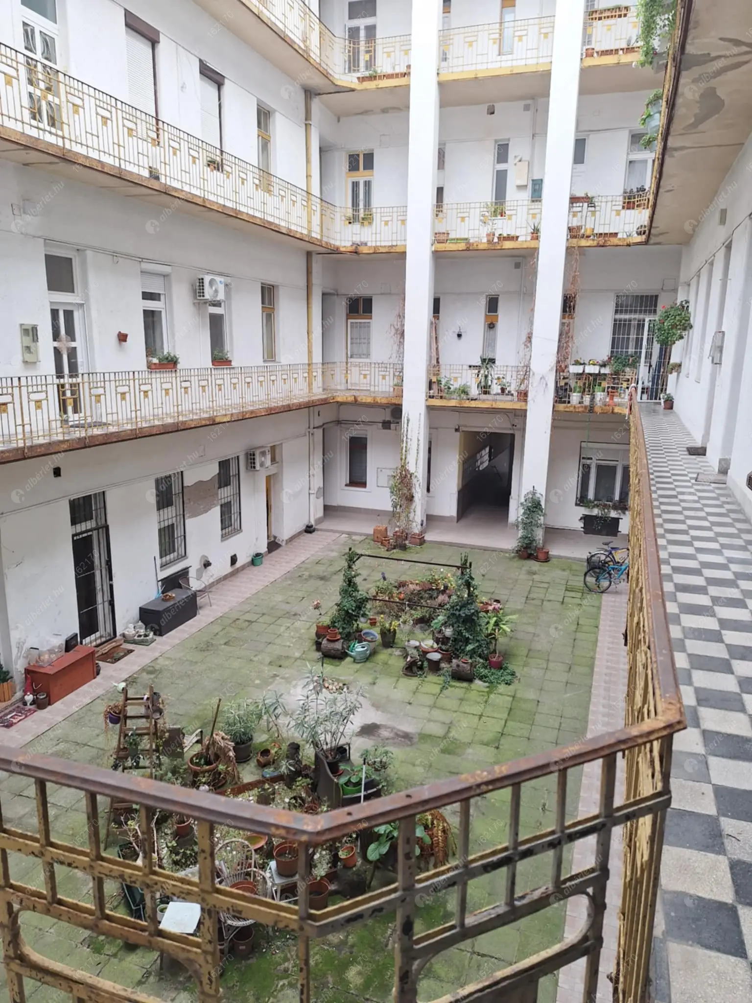 Kiadó albérlet 170000 Ft/hó áron: Budapest, XI. kerület  Bánk bán utca. Mérete: 33 nm, 1 szobás | Alberlet.hu - 6601445