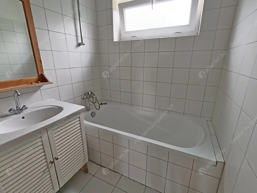 Kiadó albérlet 280000 Ft/hó áron: Budapest, XI. kerület  Barackfa utca. Mérete: 56 nm, 2 szobás | Alberlet.hu - 6607956