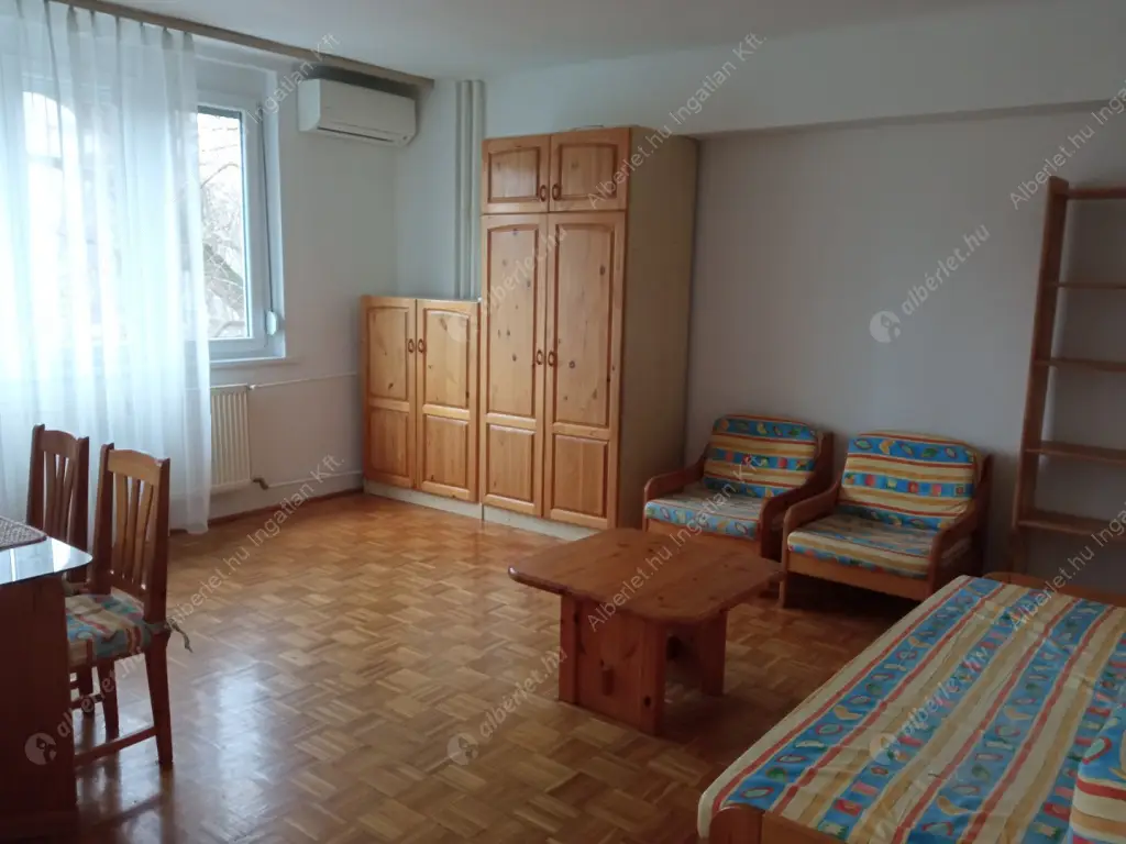 Kiadó albérlet 210000 Ft/hó áron: Budapest, XI. kerület  Baranyai tér. Mérete: 38 nm, 1 szobás | Alberlet.hu - 6610011