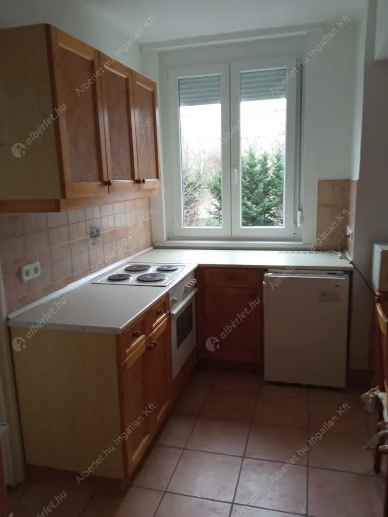 Kiadó albérlet 210000 Ft/hó áron: Budapest, XI. kerület  Baranyai tér. Mérete: 38 nm, 1 szobás | Alberlet.hu - 6610012