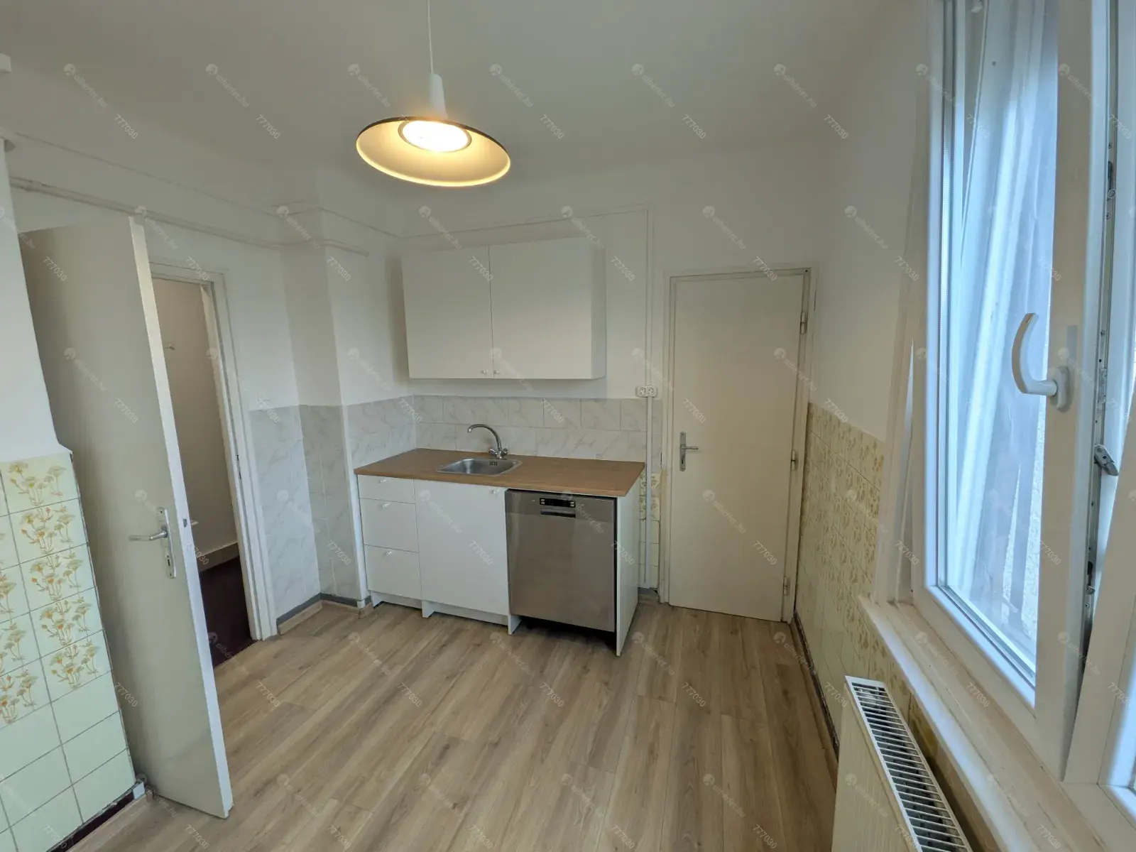 Kiadó albérlet 265000 Ft/hó áron: Budapest, XI. kerület  Baranyai tér. Mérete: 55 nm, 2 szobás | Alberlet.hu - 6697083