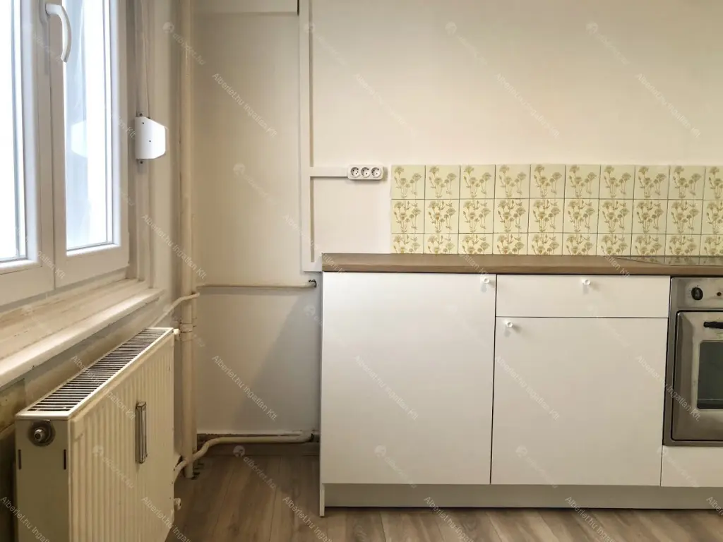 Kiadó albérlet 265000 Ft/hó áron: Budapest, XI. kerület  Baranyai tér. Mérete: 55 nm, 2 szobás | Alberlet.hu - 6698967