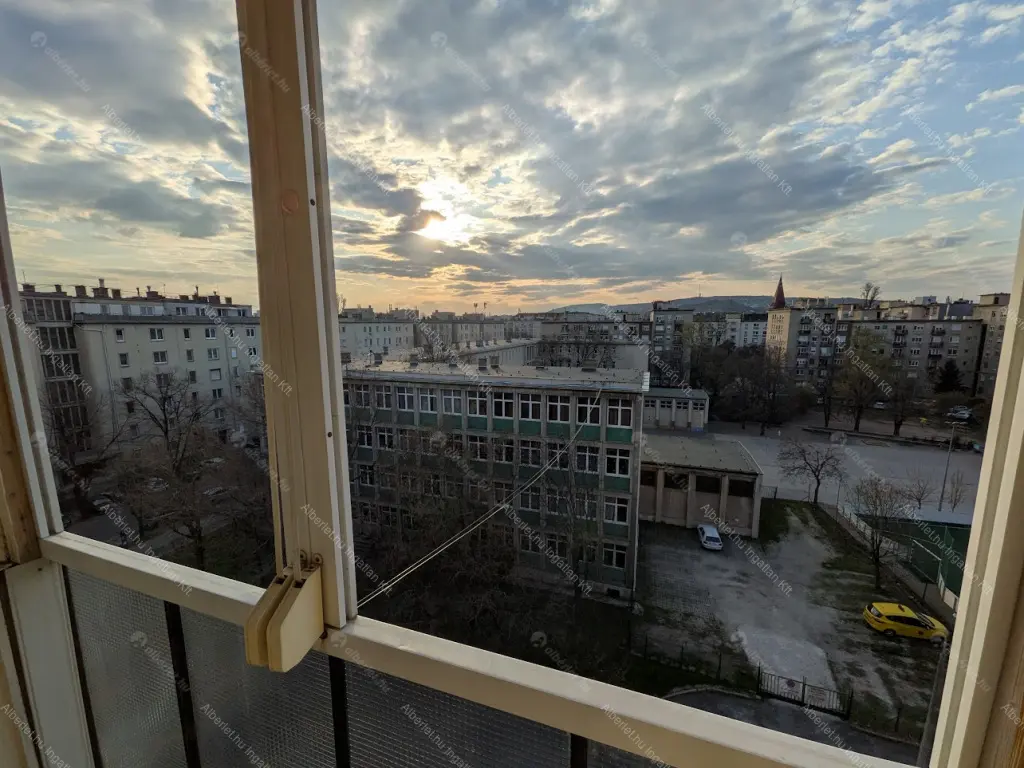 Kiadó albérlet 265000 Ft/hó áron: Budapest, XI. kerület  Baranyai tér. Mérete: 55 nm, 2 szobás | Alberlet.hu - 6698972