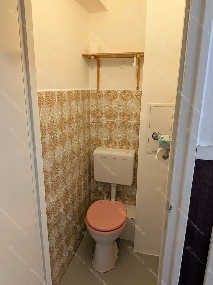 Kiadó albérlet 265000 Ft/hó áron: Budapest, XI. kerület  Baranyai tér. Mérete: 55 nm, 2 szobás | Alberlet.hu - 6698977