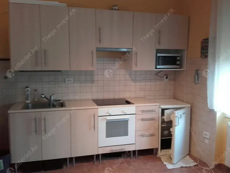 Kiadó albérlet 259000 Ft/hó áron: Budapest, XI. kerület  Baranyai utca. Mérete: 42 nm, 3 szobás | Alberlet.hu - 6578096