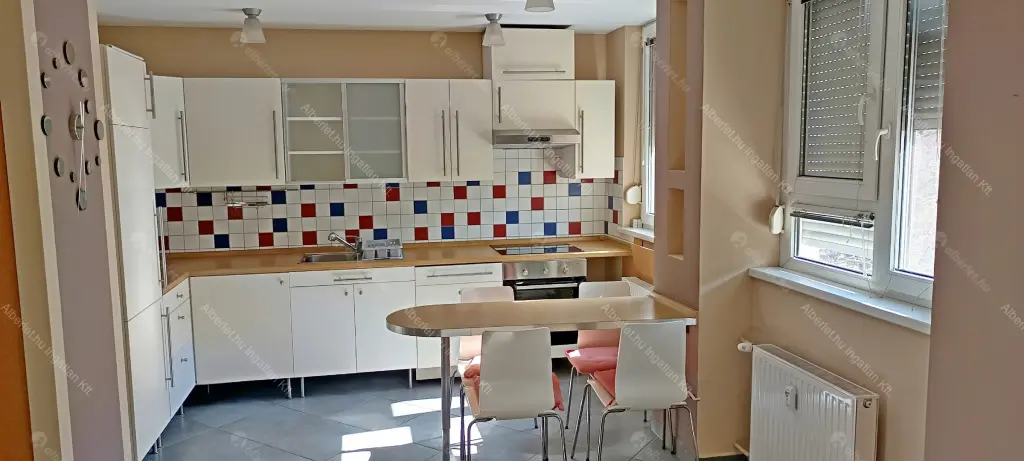 Kiadó albérlet 235000 Ft/hó áron: Budapest, XI. kerület  Baranyai utca. Mérete: 47 nm, 1 szobás | Alberlet.hu - 6688227