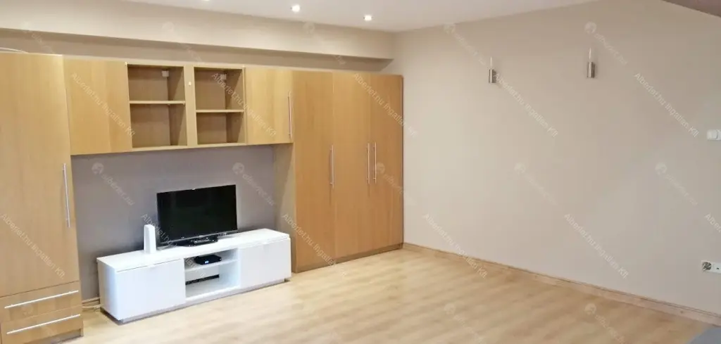 Kiadó albérlet 235000 Ft/hó áron: Budapest, XI. kerület  Baranyai utca. Mérete: 47 nm, 1 szobás | Alberlet.hu - 6688240