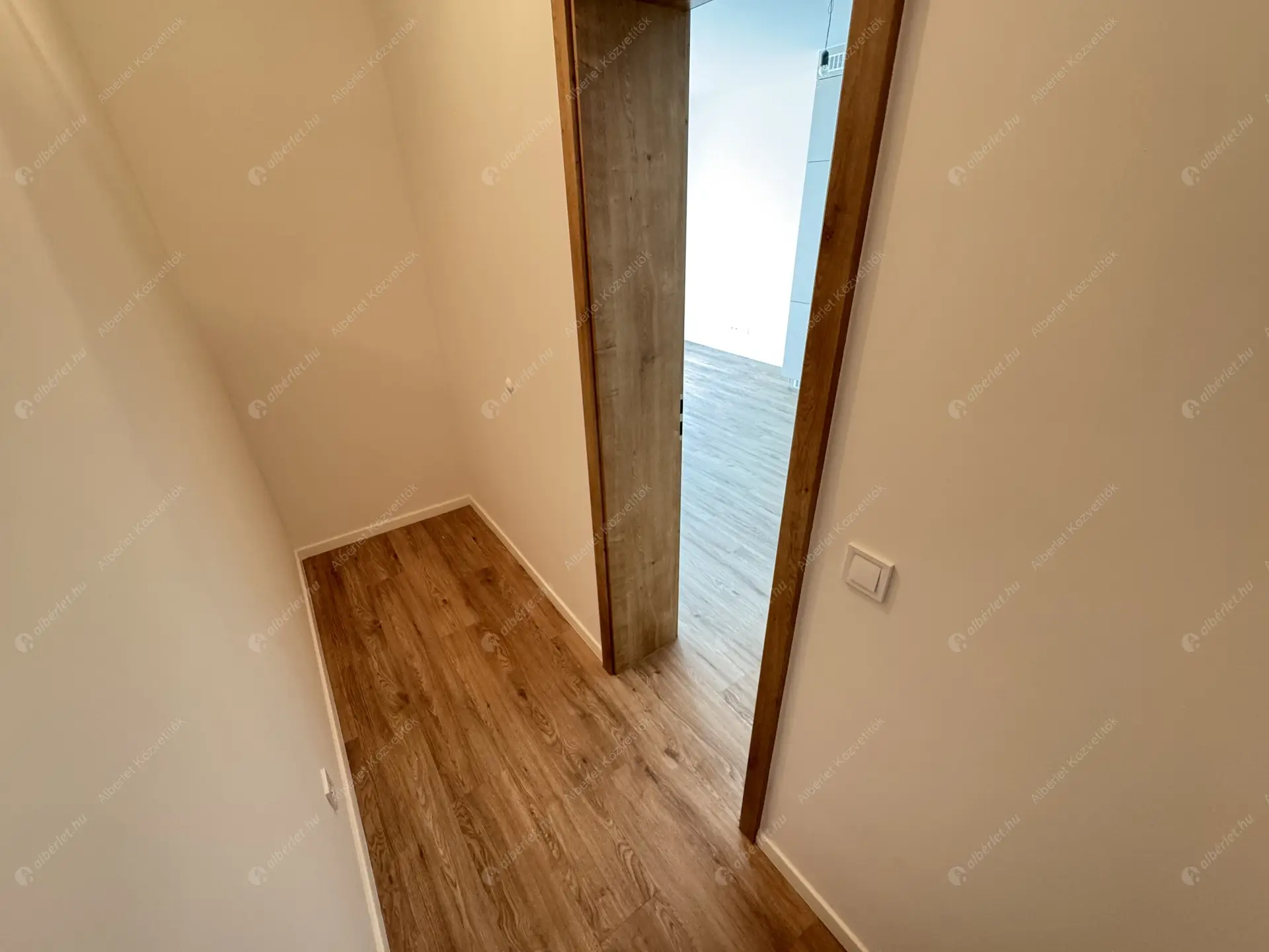 Kiadó albérlet 265000 Ft/hó áron: Budapest, XI. kerület  Barázda utca. Mérete: 48 nm, 2 szobás | Alberlet.hu - 6441084