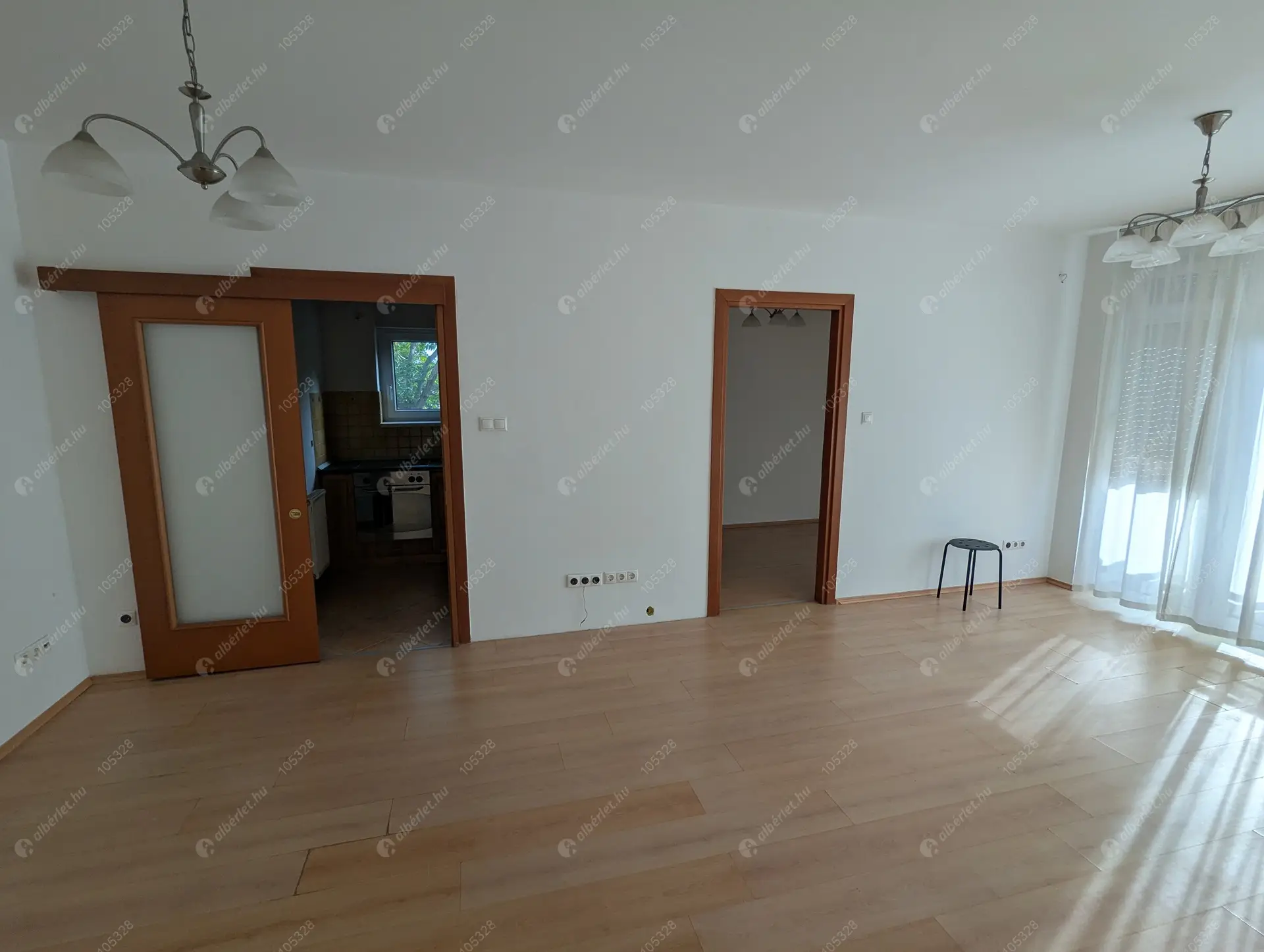 Kiadó albérlet 270000 Ft/hó áron: Budapest, XI. kerület  Barázda utca. Mérete: 55 nm, 2 szobás | Alberlet.hu - 6527075