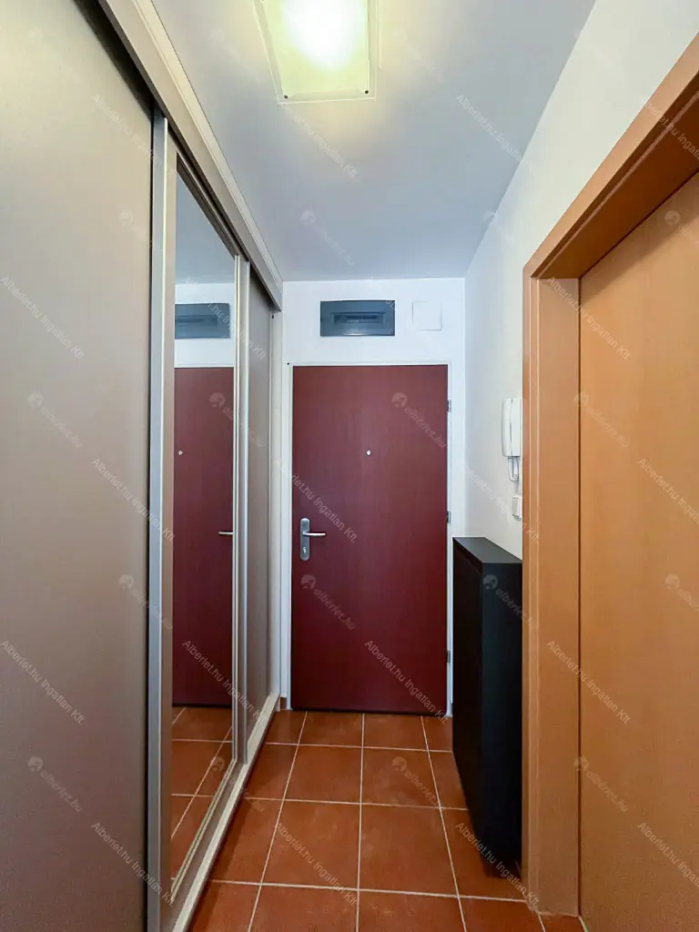 Kiadó albérlet 220000 Ft/hó áron: Budapest, XI. kerület  Bartók Béla út. Mérete: 34 nm, 1 szobás | Alberlet.hu - 6701644