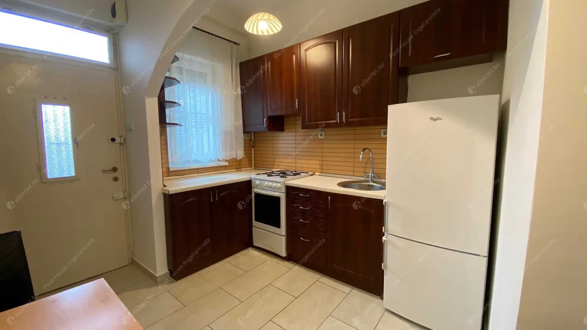 Kiadó albérlet 190000 Ft/hó áron: Budapest, XI. kerület  Bartók Béla út. Mérete: 35 nm, 1 szobás | Alberlet.hu - 6584587