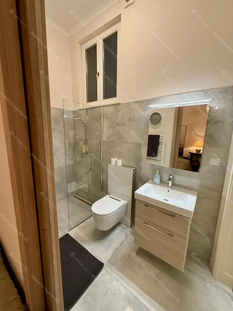 Kiadó albérlet 250000 Ft/hó áron: Budapest, XI. kerület  Bartók Béla út. Mérete: 40 nm, 1 szobás | Alberlet.hu - 6675619