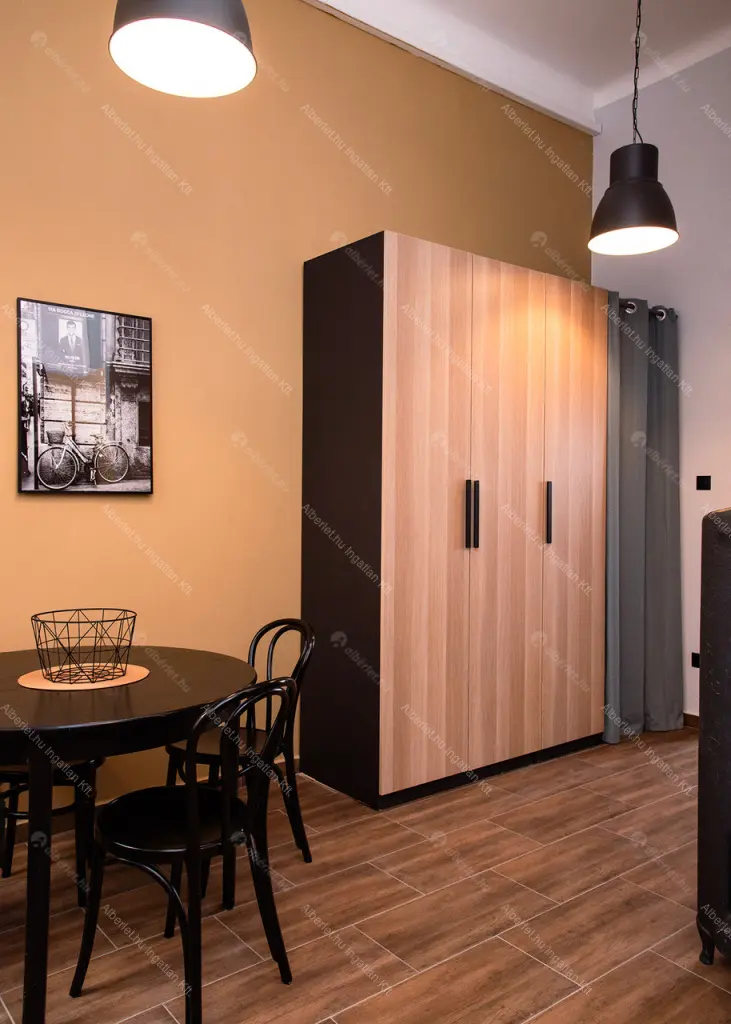 Kiadó albérlet 290000 Ft/hó áron: Budapest, XI. kerület  Bartók Béla út. Mérete: 41 nm, 1 szobás | Alberlet.hu - 6657484