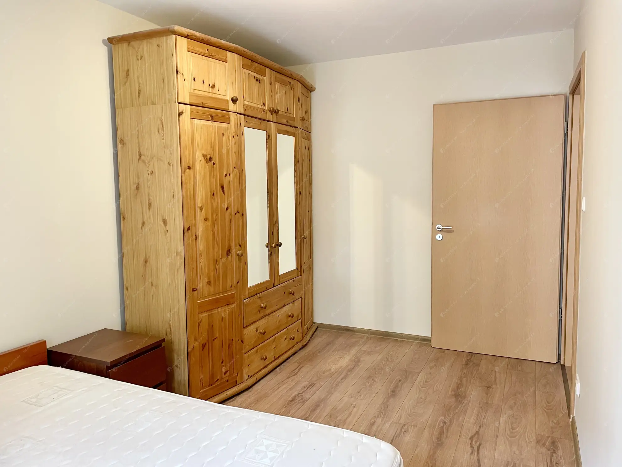 Kiadó albérlet 250000 Ft/hó áron: Budapest, XI. kerület  Bartók Béla út. Mérete: 50 nm, 2 szobás | Alberlet.hu - 6559570