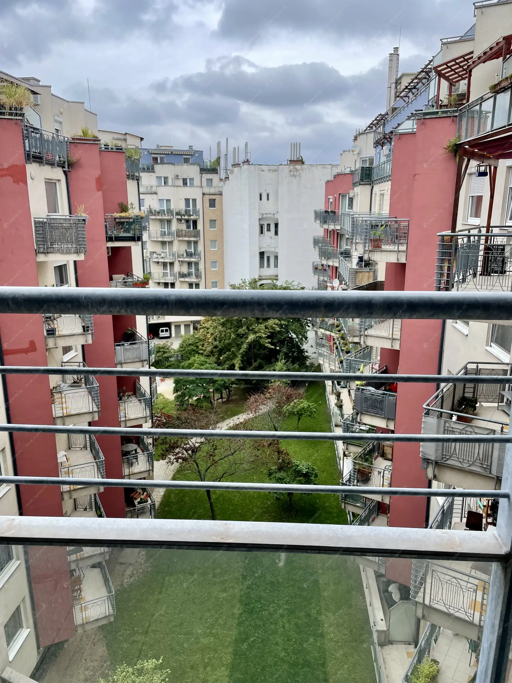 Kiadó albérlet 250000 Ft/hó áron: Budapest, XI. kerület  Bartók Béla út. Mérete: 50 nm, 2 szobás | Alberlet.hu - 6559575