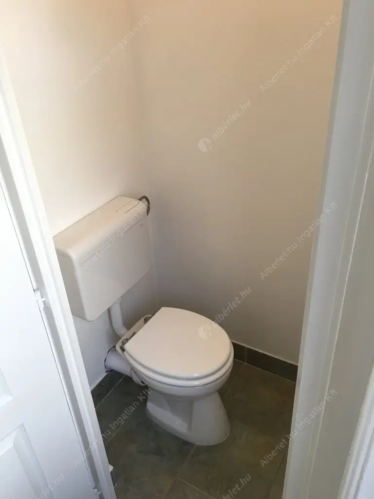 Kiadó albérlet 250000 Ft/hó áron: Budapest, XI. kerület  Bartók Béla út. Mérete: 61 nm, 2 szobás | Alberlet.hu - 6588404