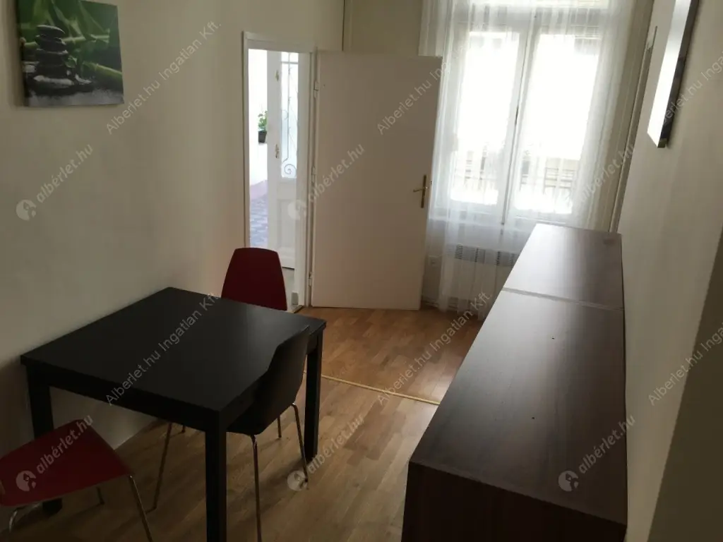 Kiadó albérlet 250000 Ft/hó áron: Budapest, XI. kerület  Bartók Béla út. Mérete: 61 nm, 2 szobás | Alberlet.hu - 6588408