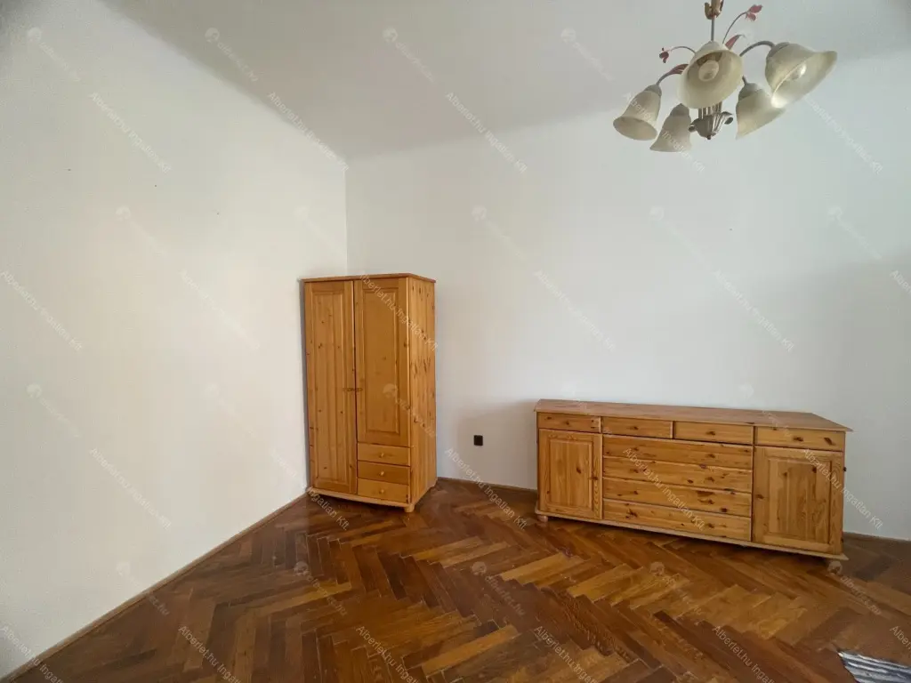 Kiadó albérlet 240000 Ft/hó áron: Budapest, XI. kerület  Bartók Béla út. Mérete: 69 nm, 2 szobás | Alberlet.hu - 6708583