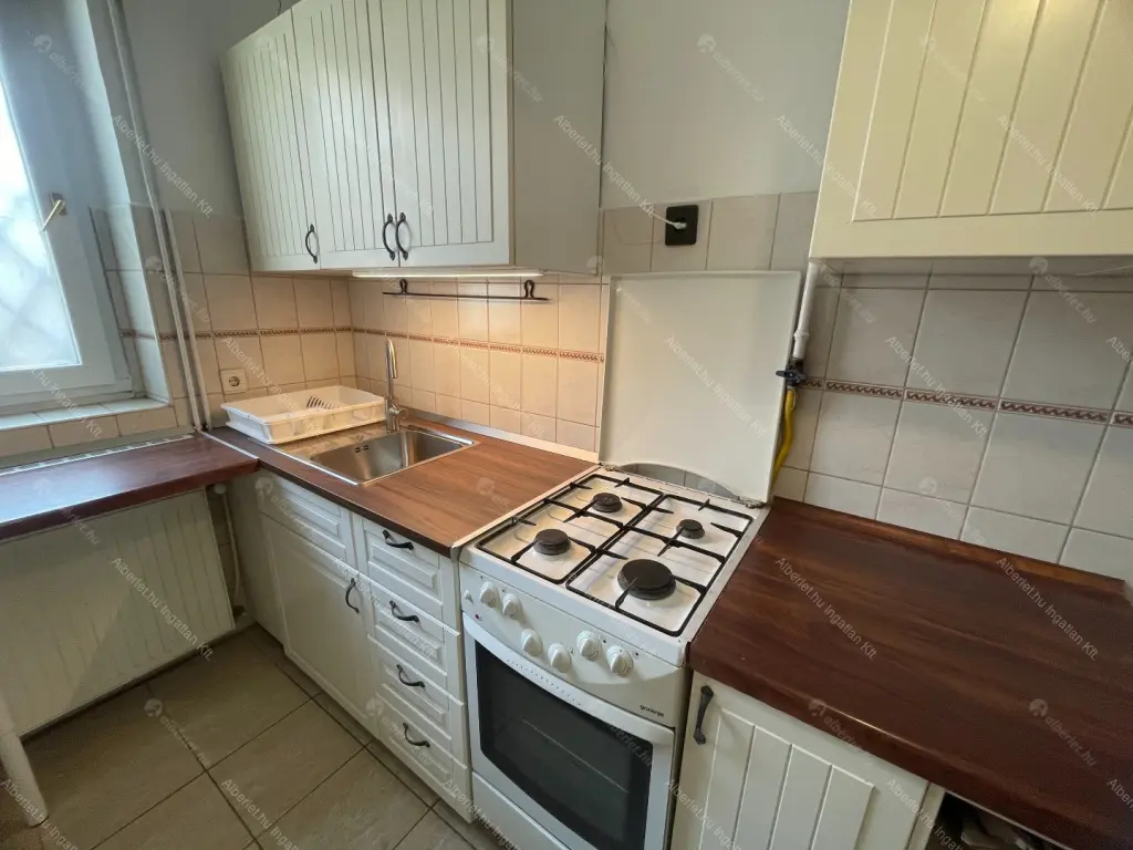 Kiadó albérlet 240000 Ft/hó áron: Budapest, XI. kerület  Bartók Béla út. Mérete: 69 nm, 2 szobás | Alberlet.hu - 6708790