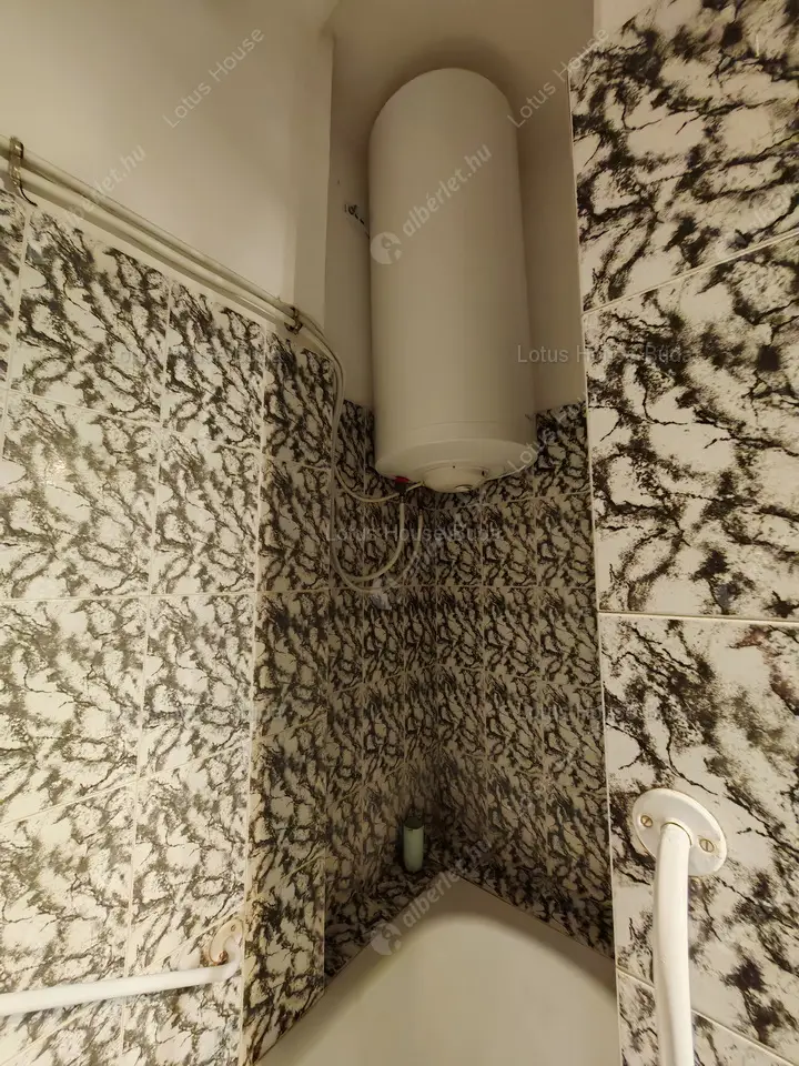 Kiadó albérlet 280000 Ft/hó áron: Budapest, XI. kerület  Bartók Béla út. Mérete: 84 nm, 3 szobás | Alberlet.hu - 6555802