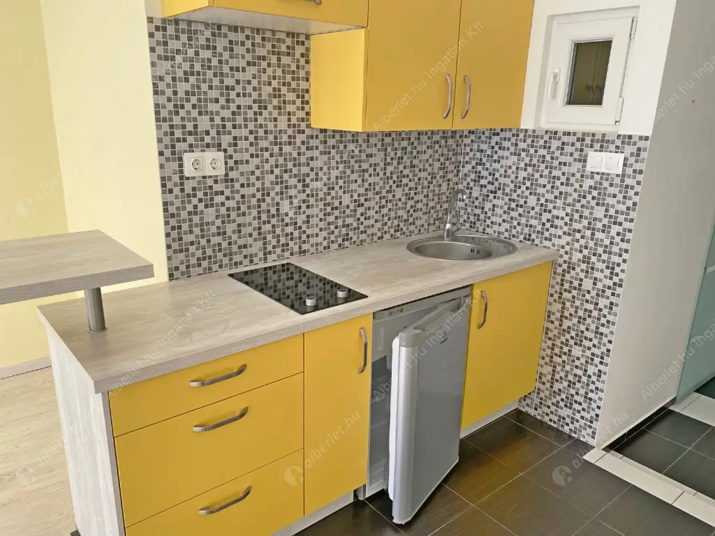 Kiadó albérlet 200000 Ft/hó áron: Budapest, XI. kerület  Bercsényi utca. Mérete: 33 nm, 1 szobás | Alberlet.hu - 6605363