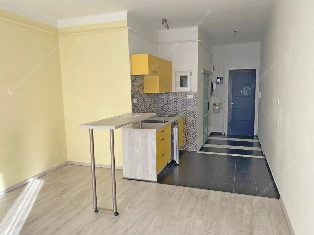 Kiadó albérlet 200000 Ft/hó áron: Budapest, XI. kerület  Bercsényi utca. Mérete: 33 nm, 1 szobás | Alberlet.hu - 6605367