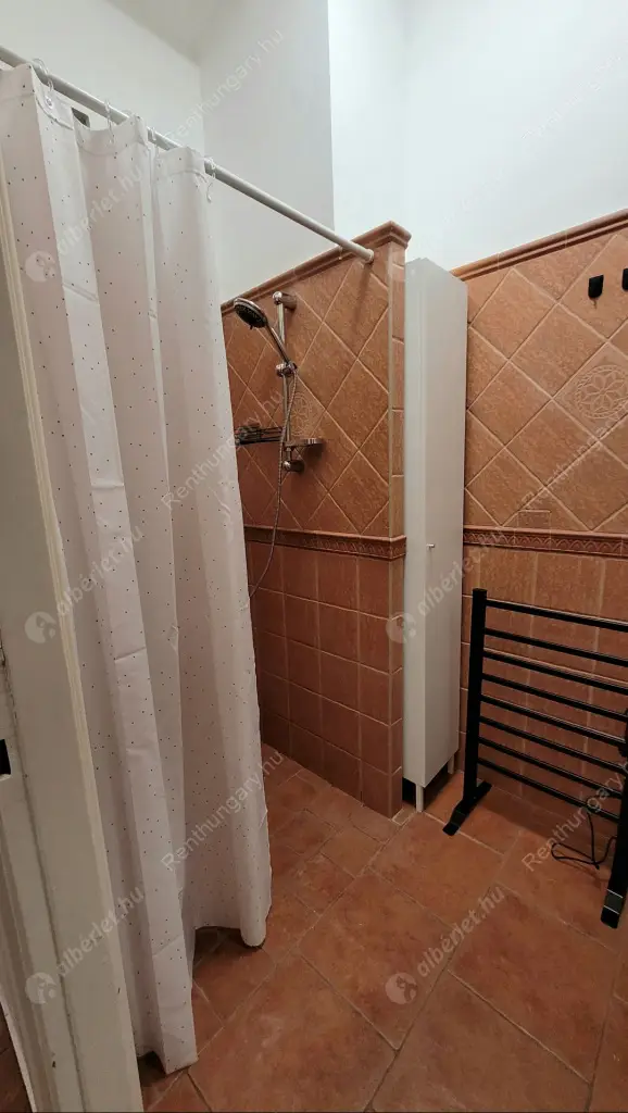 Kiadó albérlet 249000 Ft/hó áron: Budapest, XI. kerület  Bercsényi utca. Mérete: 47 nm, 2 szobás | Alberlet.hu - 6596619