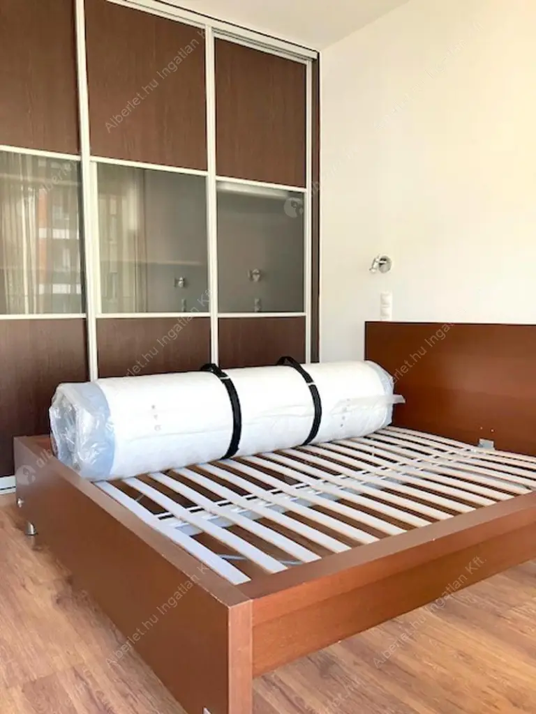 Kiadó albérlet 385000 Ft/hó áron: Budapest, XI. kerület  Bercsényi utca. Mérete: 53 nm, 2 szobás | Alberlet.hu - 6560096