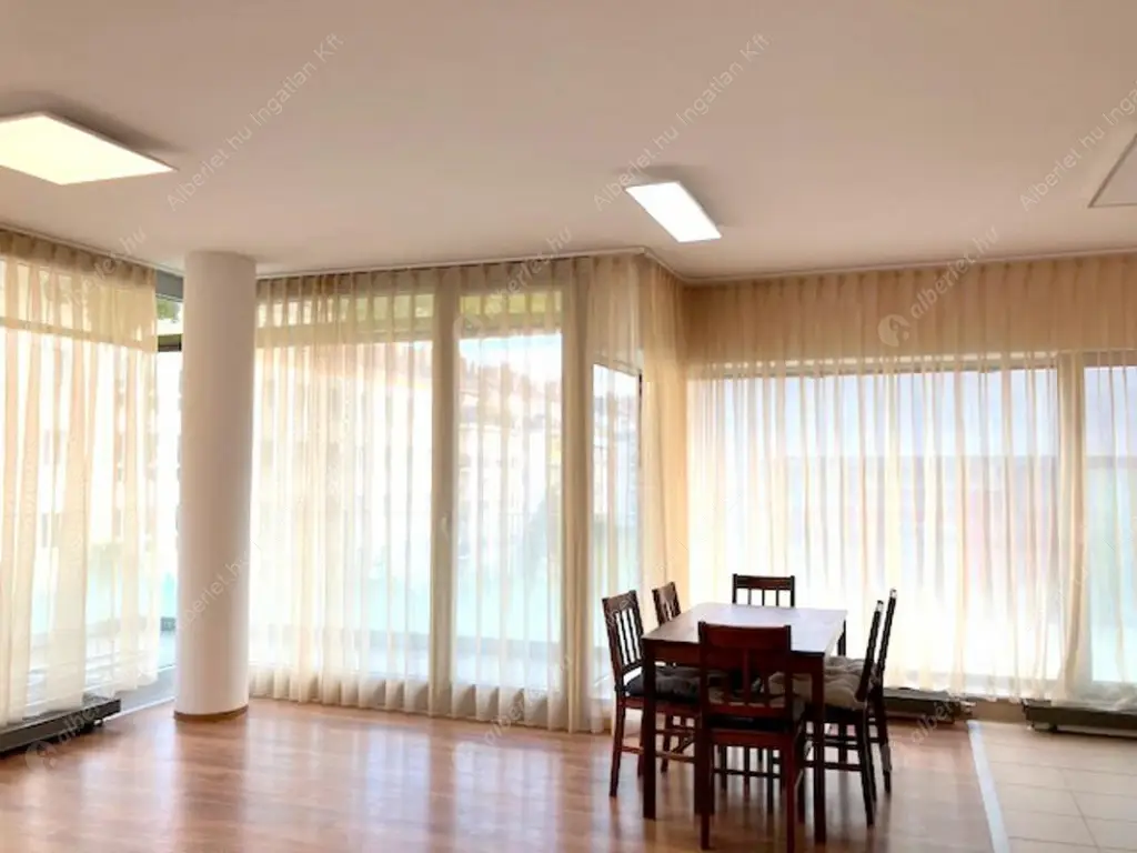 Kiadó albérlet 385000 Ft/hó áron: Budapest, XI. kerület  Bercsényi utca. Mérete: 53 nm, 2 szobás | Alberlet.hu - 6560099