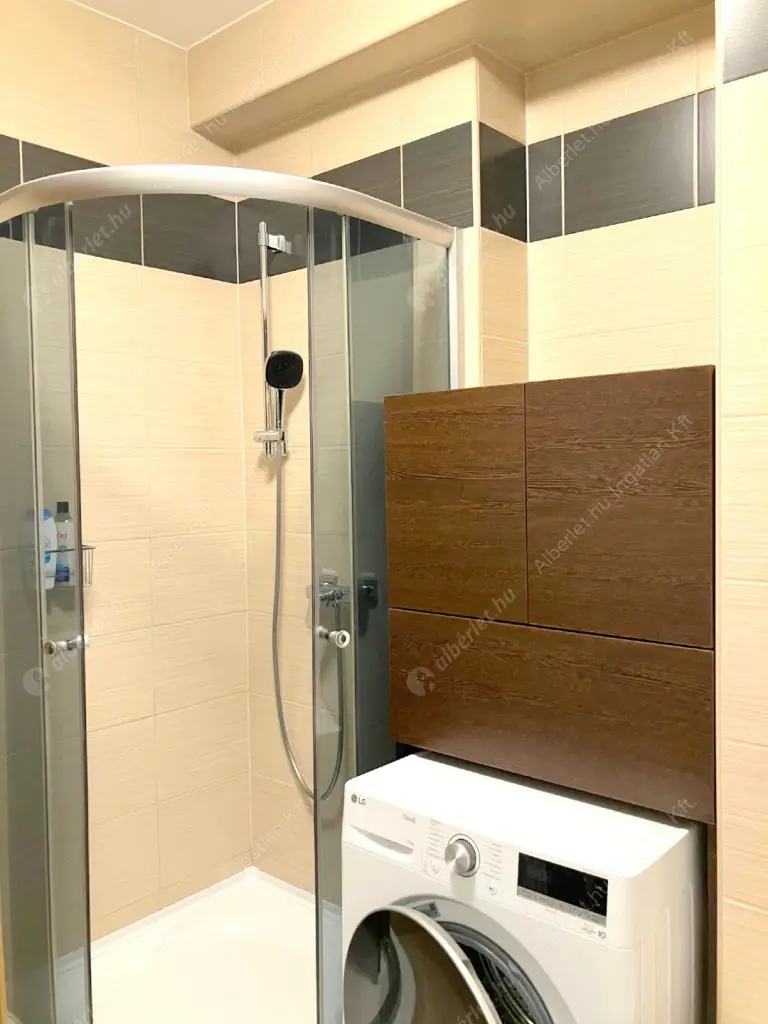 Kiadó albérlet 385000 Ft/hó áron: Budapest, XI. kerület  Bercsényi utca. Mérete: 53 nm, 2 szobás | Alberlet.hu - 6560101