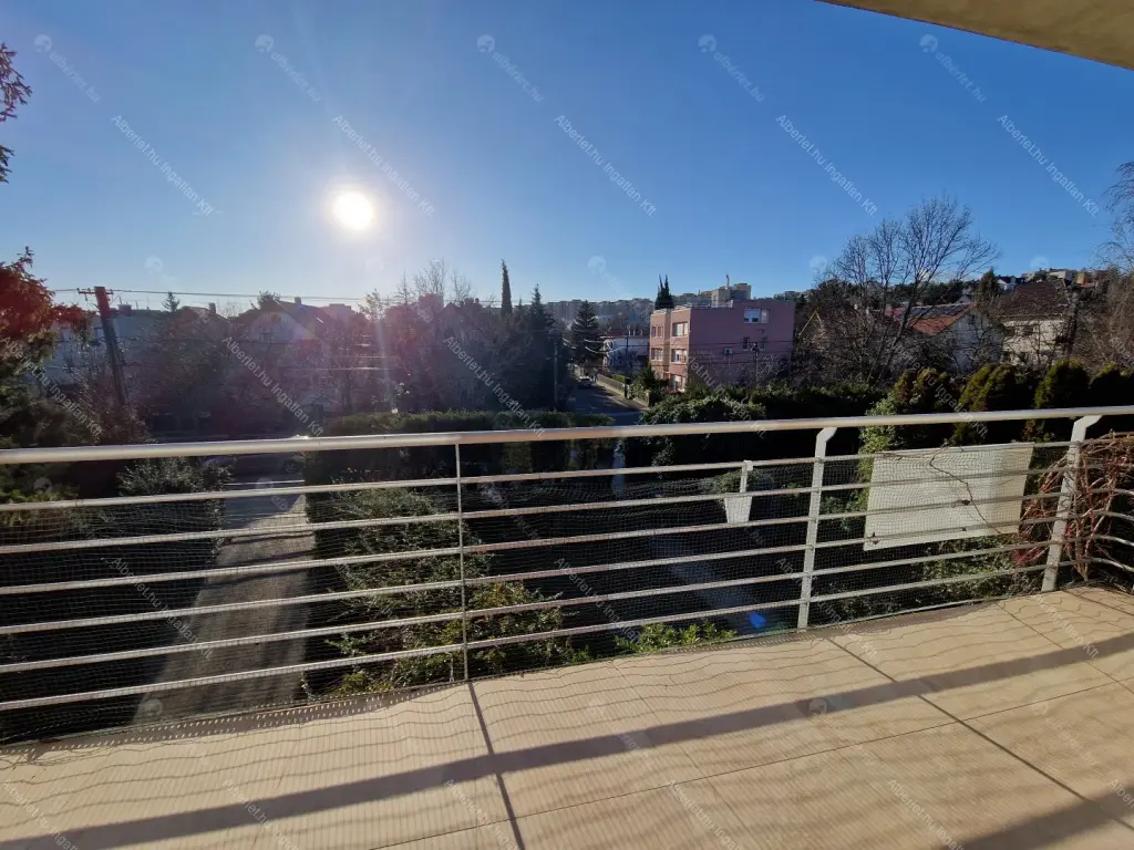 Kiadó albérlet 790000 Ft/hó áron: Budapest, XI. kerület  Beregszász út. Mérete: 124 nm, 3 szobás | Alberlet.hu - 6653423