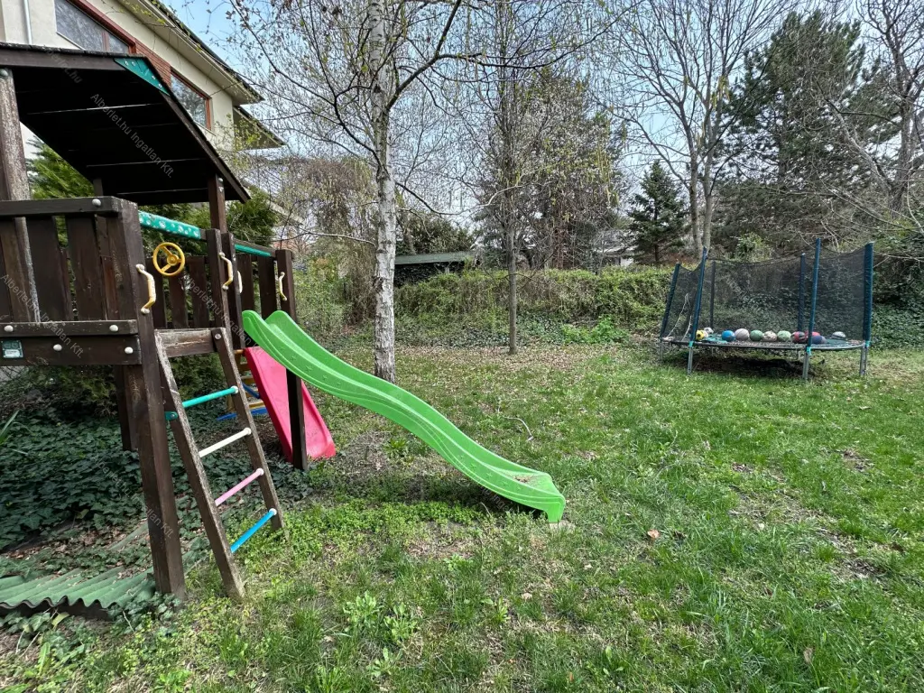 Kiadó albérlet 790000 Ft/hó áron: Budapest, XI. kerület  Beregszász út. Mérete: 124 nm, 3 szobás | Alberlet.hu - 6687935