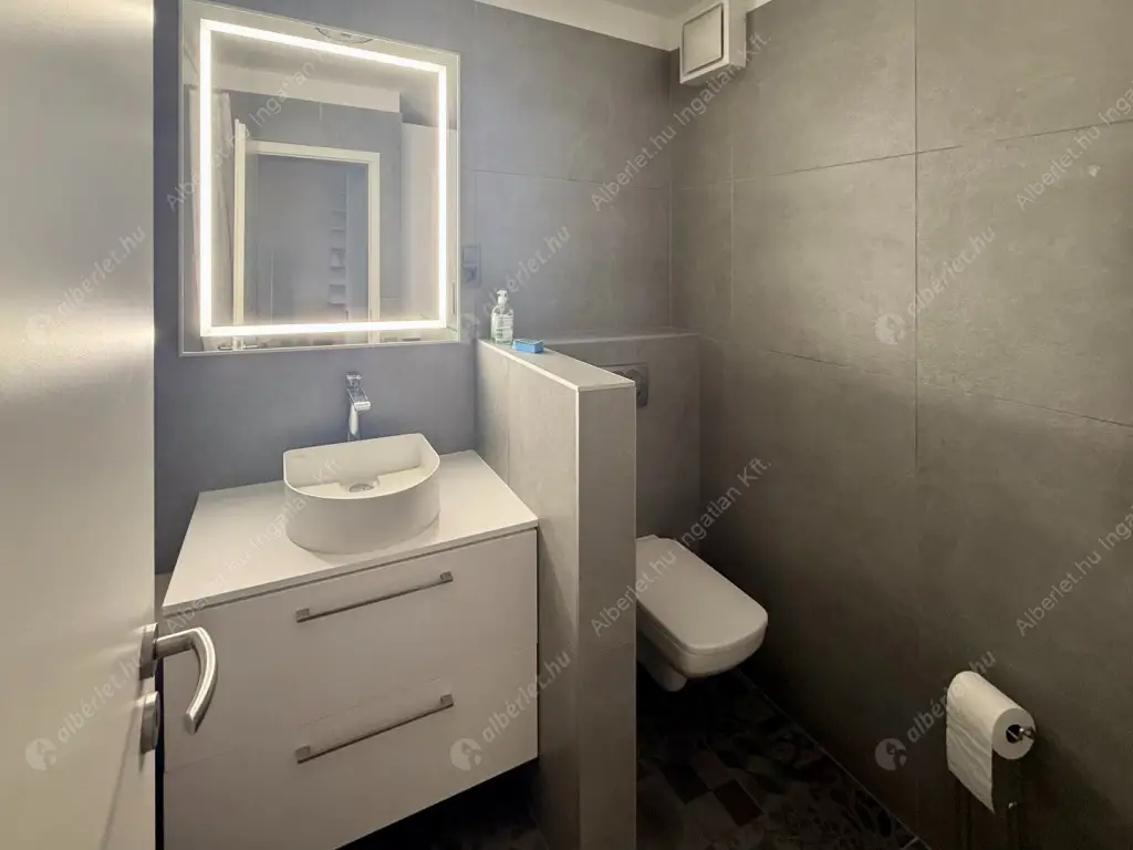 Kiadó albérlet 315000 Ft/hó áron: Budapest, XI. kerület  Beregszász út. Mérete: 50 nm, 2 szobás | Alberlet.hu - 6542165