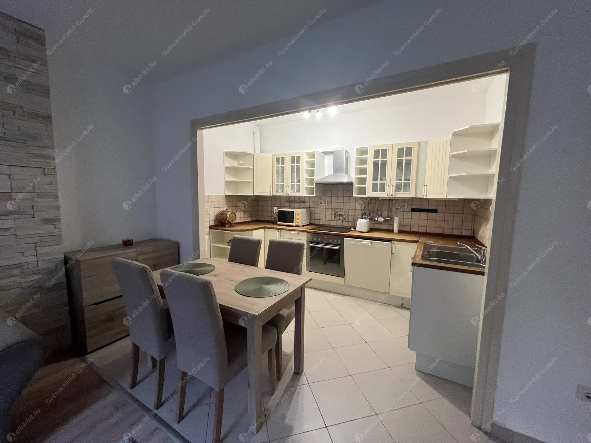 Kiadó albérlet 250000 Ft/hó áron: Budapest, XI. kerület  Bikszádi utca. Mérete: 49 nm, 1 szobás | Alberlet.hu - 6404721