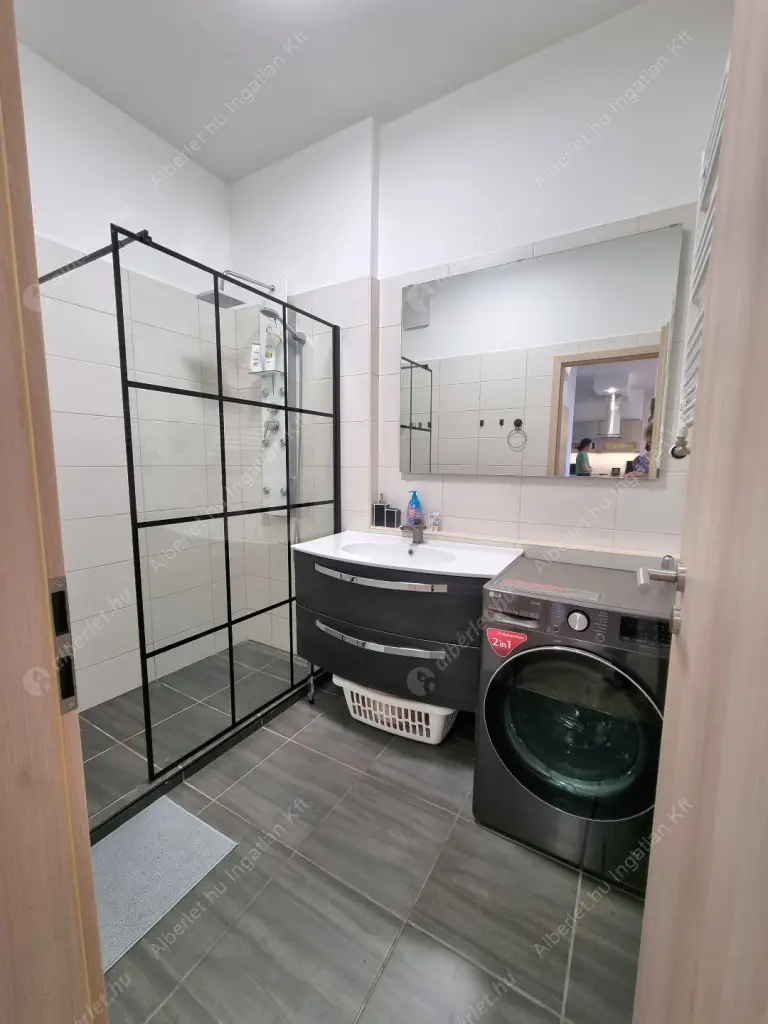 Kiadó albérlet 880000 Ft/hó áron: Budapest, XI. kerület  Bíró László József körút. Mérete: 100 nm, 3 szobás | Alberlet.hu - 6515403