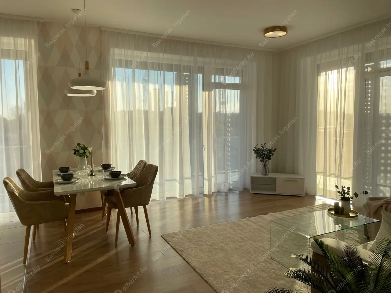 Kiadó albérlet 1070000 Ft/hó áron: Budapest, XI. kerület  Bíró László József körút. Mérete: 110 nm, 4 szobás | Alberlet.hu - 5479844