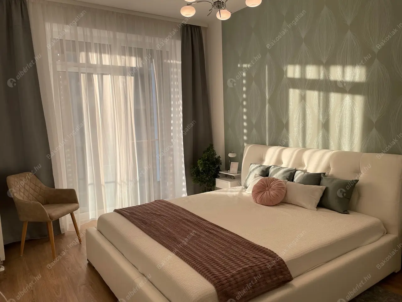 Kiadó albérlet 1070000 Ft/hó áron: Budapest, XI. kerület  Bíró László József körút. Mérete: 110 nm, 4 szobás | Alberlet.hu - 5479859