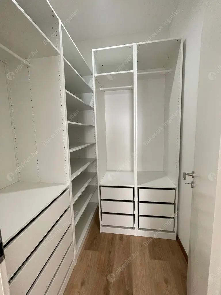 Kiadó albérlet 1070000 Ft/hó áron: Budapest, XI. kerület  Bíró László József körút. Mérete: 110 nm, 4 szobás | Alberlet.hu - 5479861