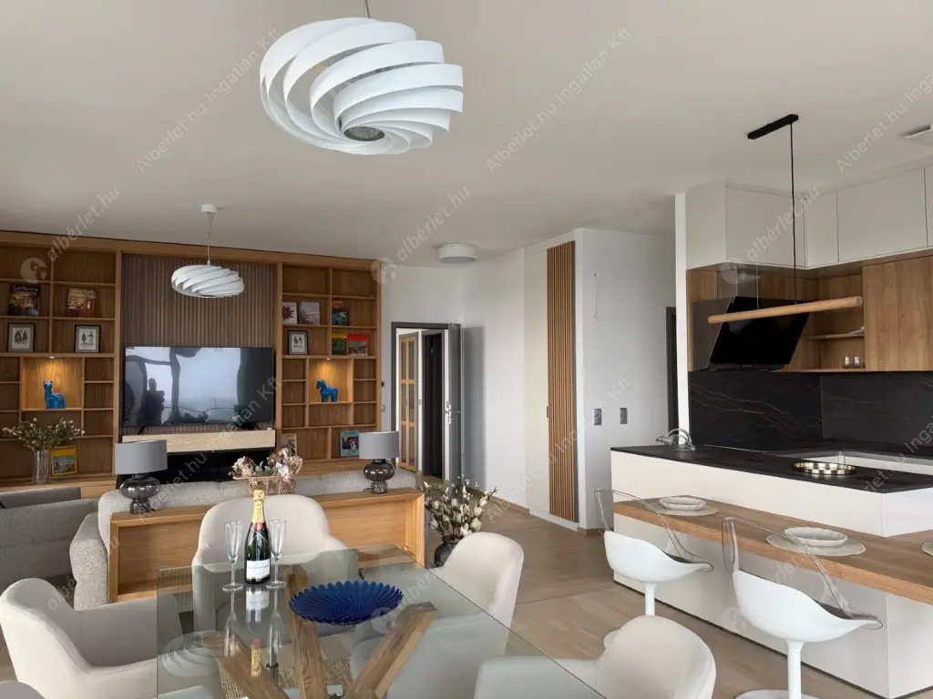 Kiadó albérlet 1100000 Ft/hó áron: Budapest, XI. kerület  Bíró László József körút. Mérete: 110 nm, 4 szobás | Alberlet.hu - 6577725