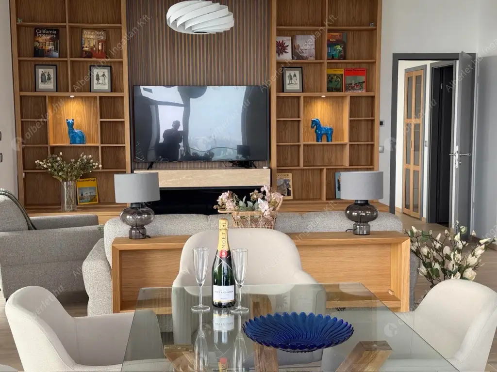 Kiadó albérlet 1100000 Ft/hó áron: Budapest, XI. kerület  Bíró László József körút. Mérete: 110 nm, 4 szobás | Alberlet.hu - 6577727