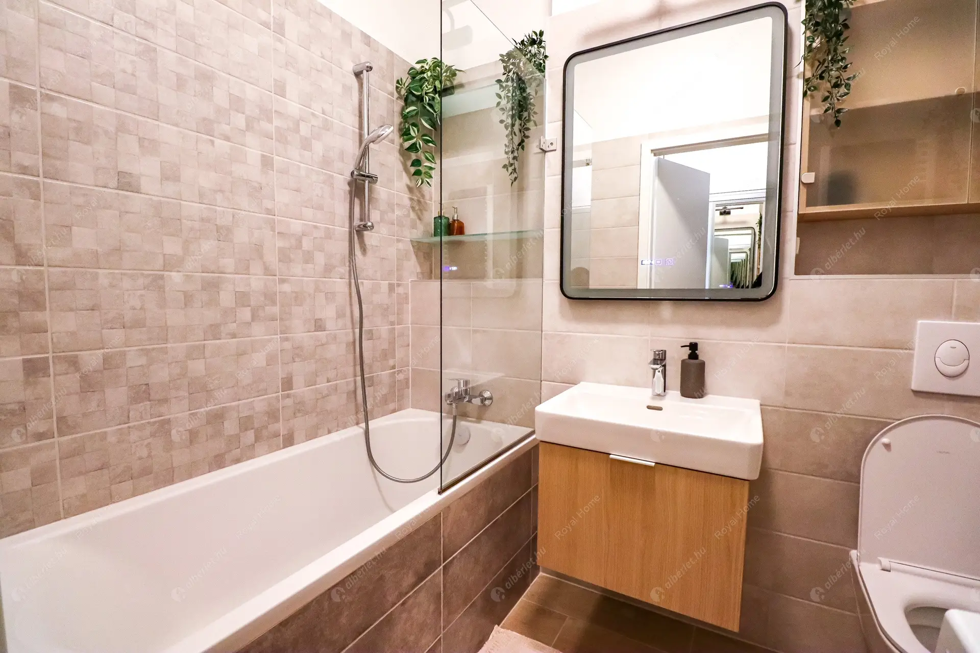 Kiadó albérlet 380000 Ft/hó áron: Budapest, XI. kerület  Bíró László József körút. Mérete: 43 nm, 2 szobás | Alberlet.hu - 6206644