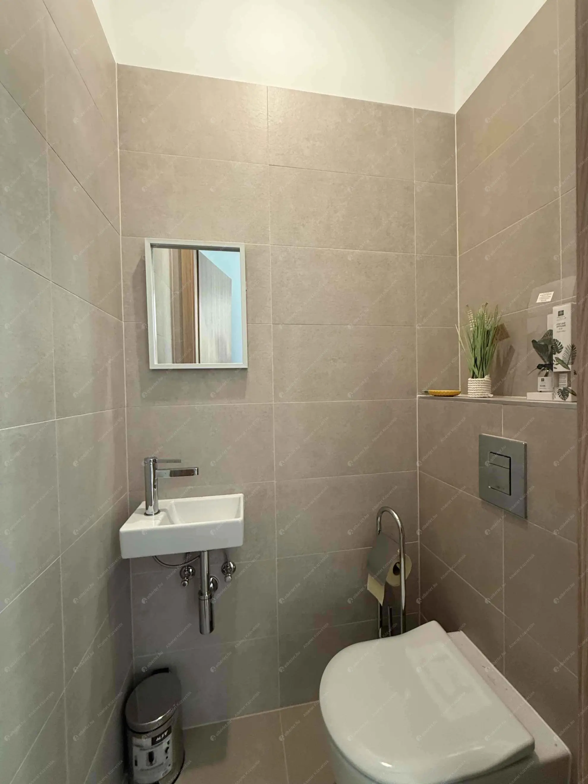 Kiadó albérlet 340000 Ft/hó áron: Budapest, XI. kerület  Bíró László József körút. Mérete: 50 nm, 2 szobás | Alberlet.hu - 6585977