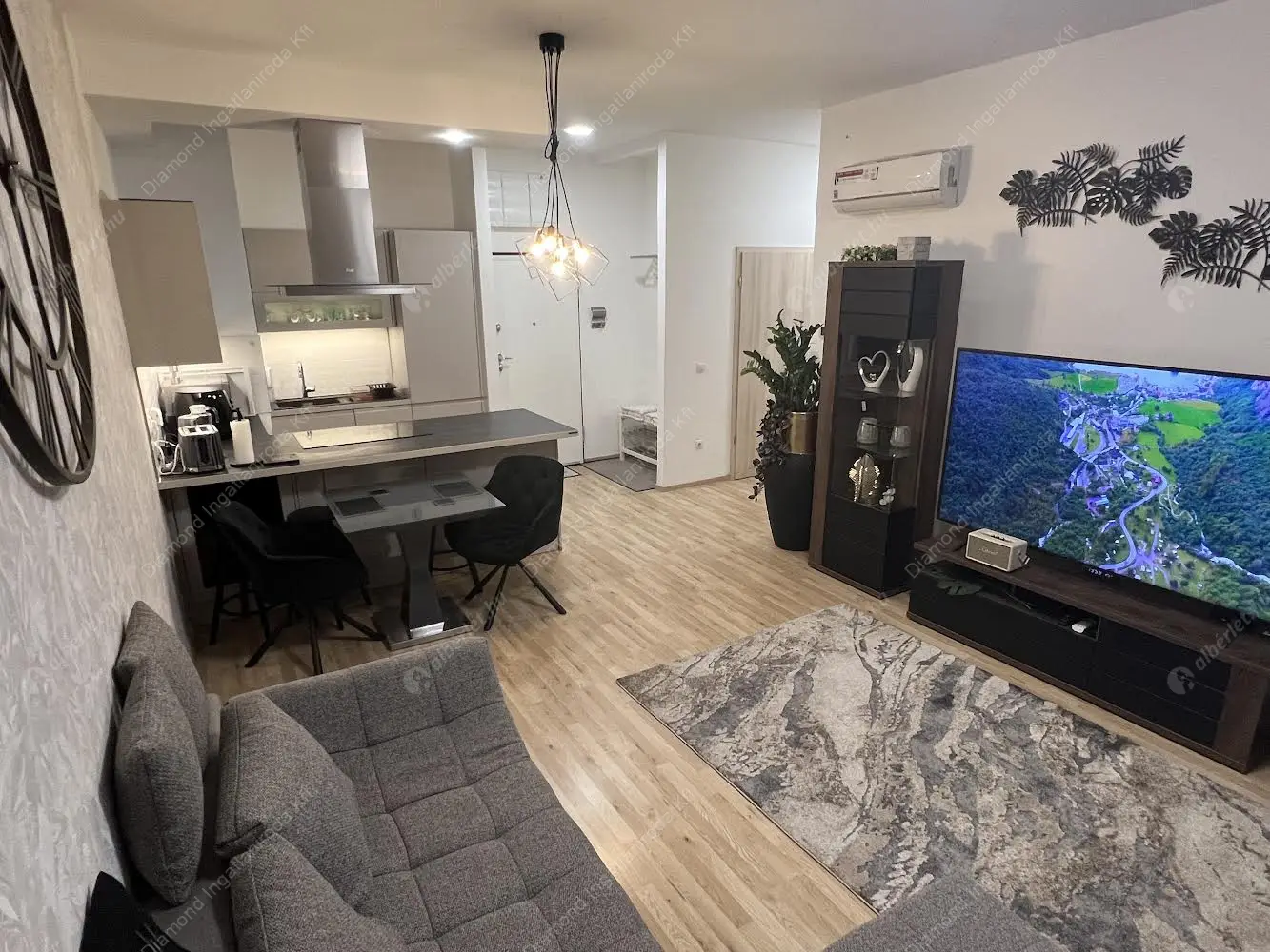 Kiadó albérlet 750000 Ft/hó áron: Budapest, XI. kerület  Bíró László József körút. Mérete: 71 nm, 3 szobás | Alberlet.hu - 6190852